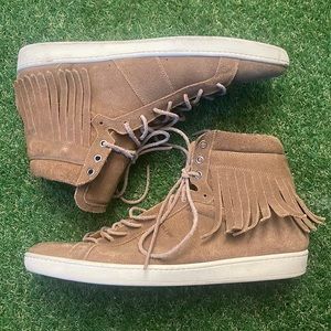 Saint Laurent
Brown Sl/18h Camar Fringed Tab Suede Court 47